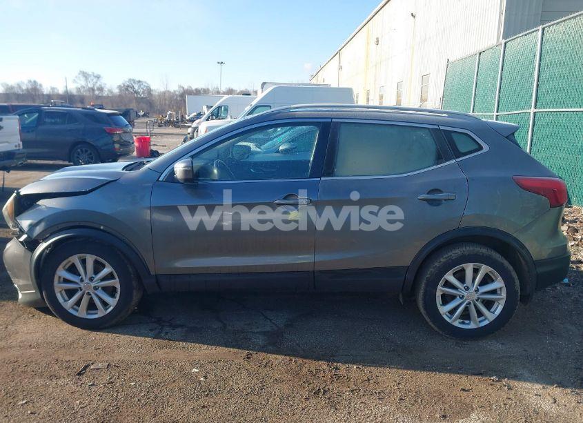 Photo 14 of 2017 Nissan Rogue SPORT SV (VIN JN1BJ1CR4HW137122)