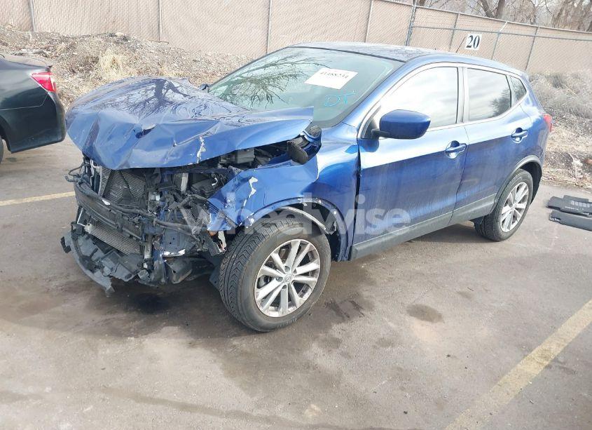 Photo 2 of 2018 Nissan Rogue SPORT S (VIN JN1BJ1CR4JW205828)