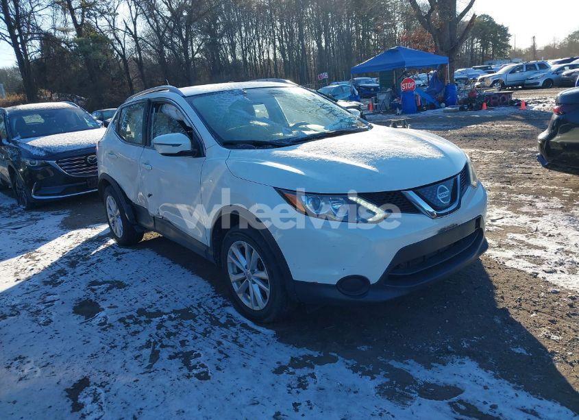 2018 Nissan Rogue SPORT SV (VIN JN1BJ1CR4JW251143) main photo