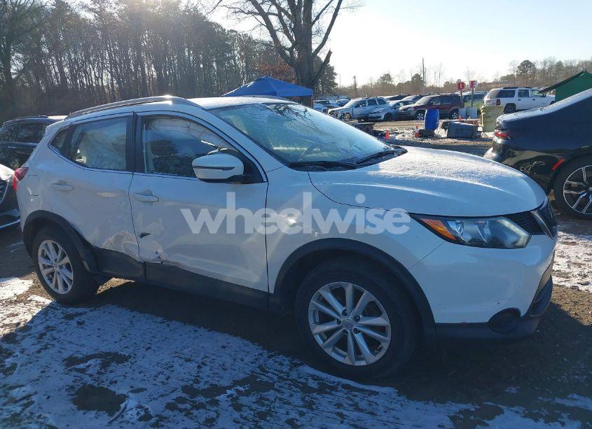 Photo 13 of 2018 Nissan Rogue SPORT SV (VIN JN1BJ1CR4JW251143)