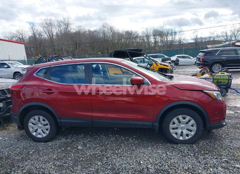 Photo 13 of 2019 Nissan Rogue SPORT S (VIN JN1BJ1CR4KW331916)