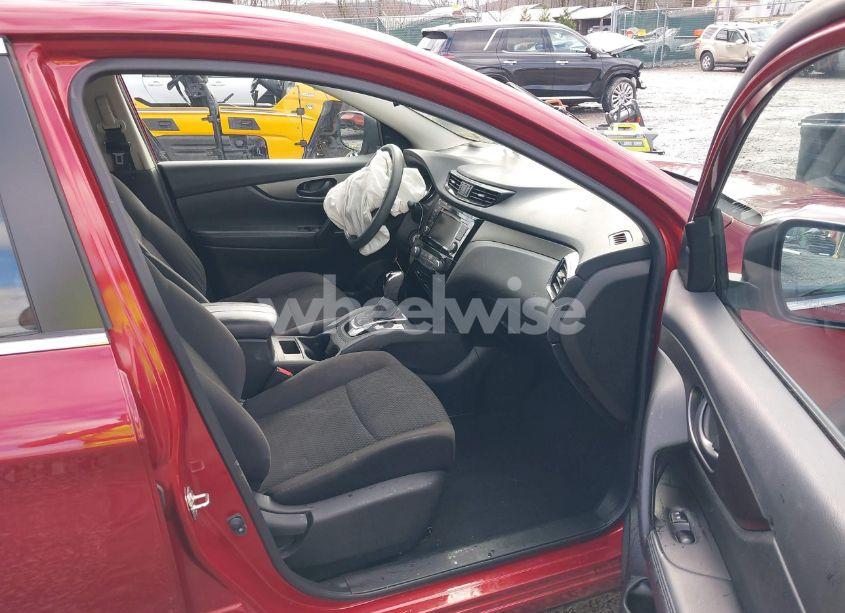 Photo 5 of 2019 Nissan Rogue SPORT S (VIN JN1BJ1CR4KW331916)