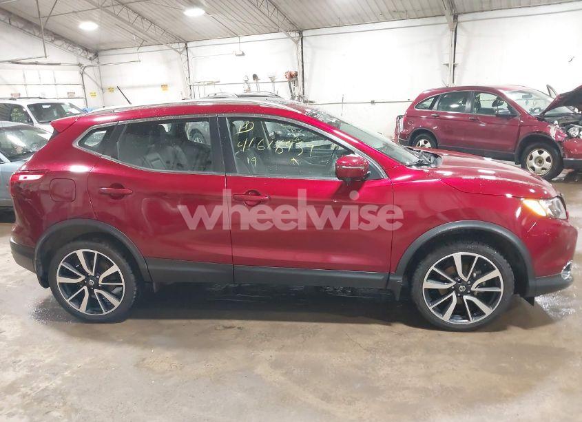 Photo 13 of 2019 Nissan Rogue SPORT SL (VIN JN1BJ1CR4KW332824)