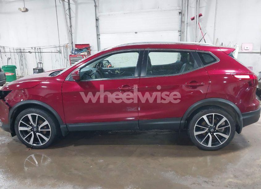 Photo 14 of 2019 Nissan Rogue SPORT SL (VIN JN1BJ1CR4KW332824)