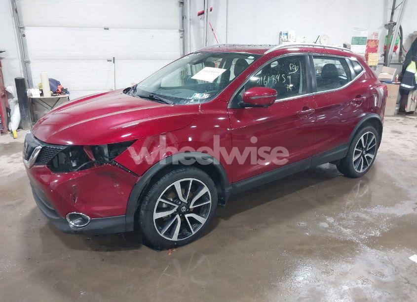 Photo 2 of 2019 Nissan Rogue SPORT SL (VIN JN1BJ1CR4KW332824)