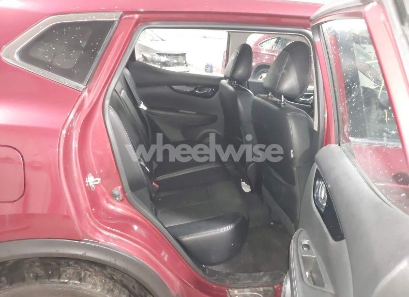 Photo 8 of 2019 Nissan Rogue SPORT SL (VIN JN1BJ1CR4KW332824)