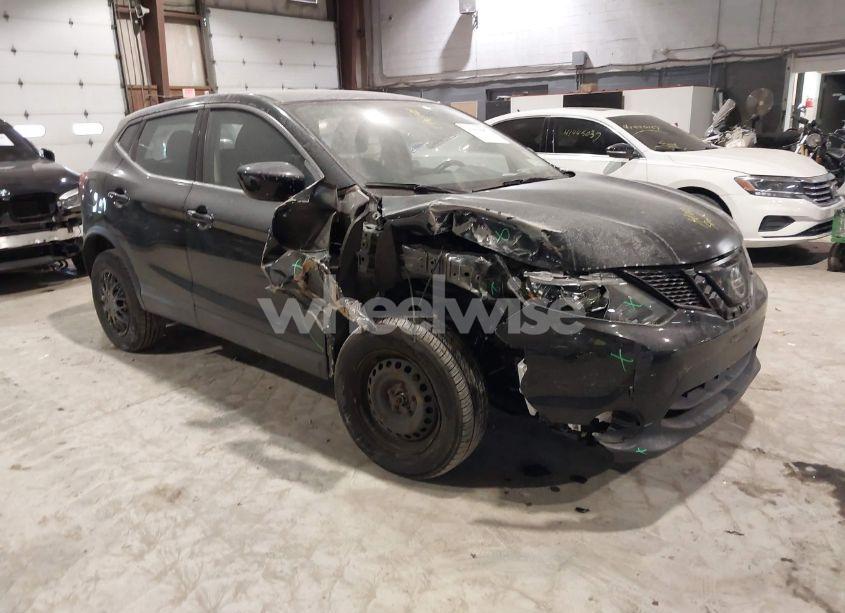 2019 Nissan Rogue SPORT S (VIN JN1BJ1CR4KW336503) main photo