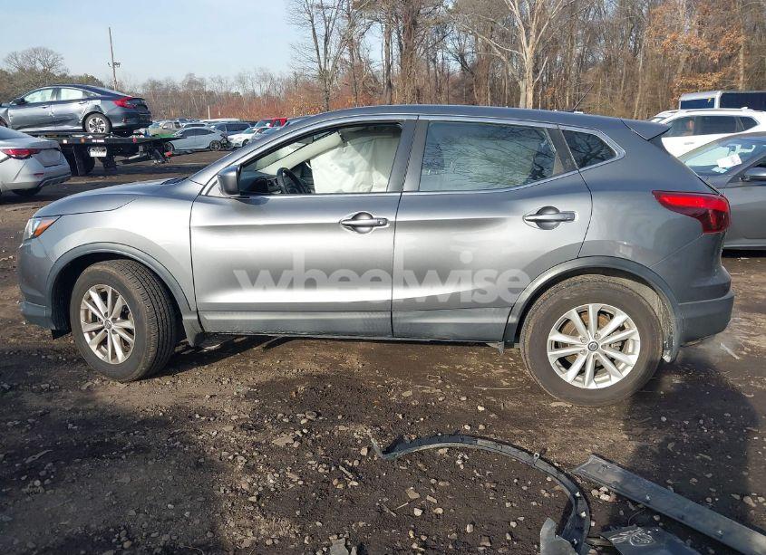 Photo 14 of 2019 Nissan Rogue SPORT S (VIN JN1BJ1CR4KW340146)