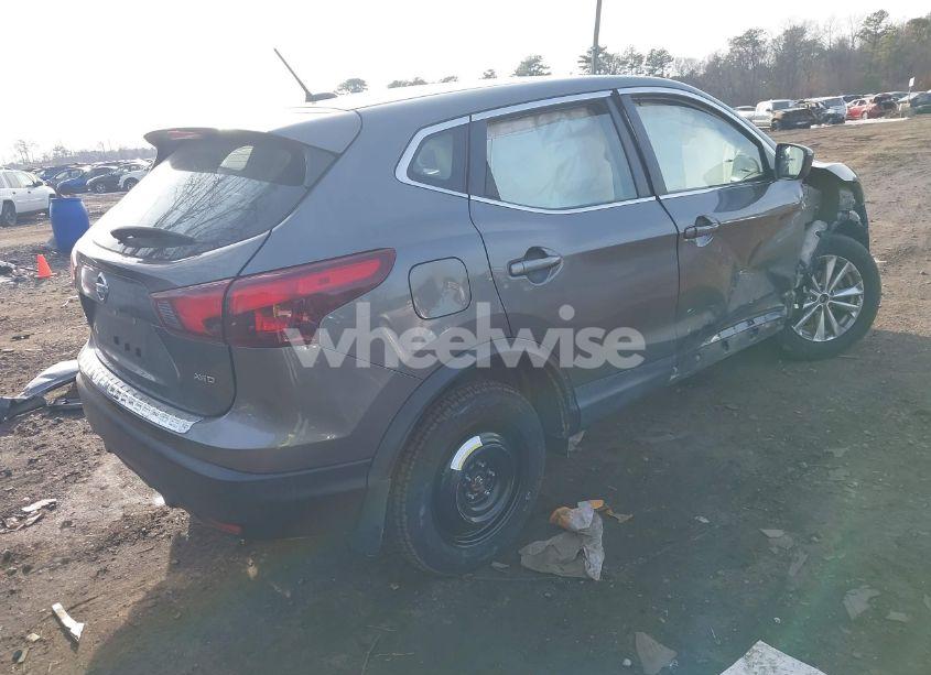 Photo 4 of 2019 Nissan Rogue SPORT S (VIN JN1BJ1CR4KW340146)