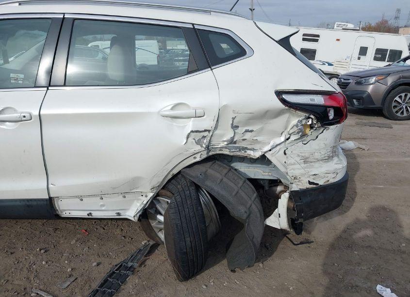 Photo 6 of 2019 Nissan Rogue SPORT SV (VIN JN1BJ1CR4KW341281)