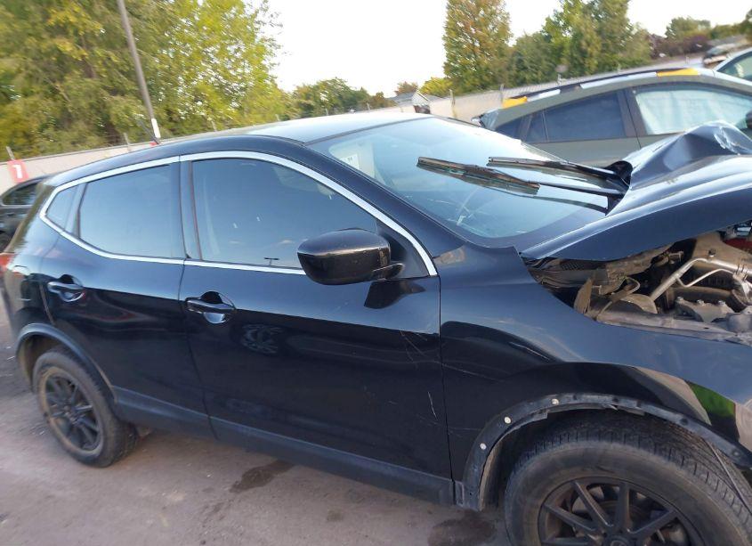 Photo 13 of 2019 Nissan Rogue SPORT S (VIN JN1BJ1CR4KW341295)