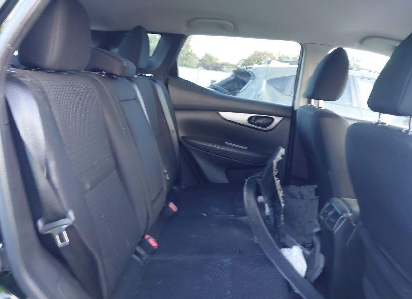 Photo 8 of 2019 Nissan Rogue SPORT S (VIN JN1BJ1CR4KW341295)