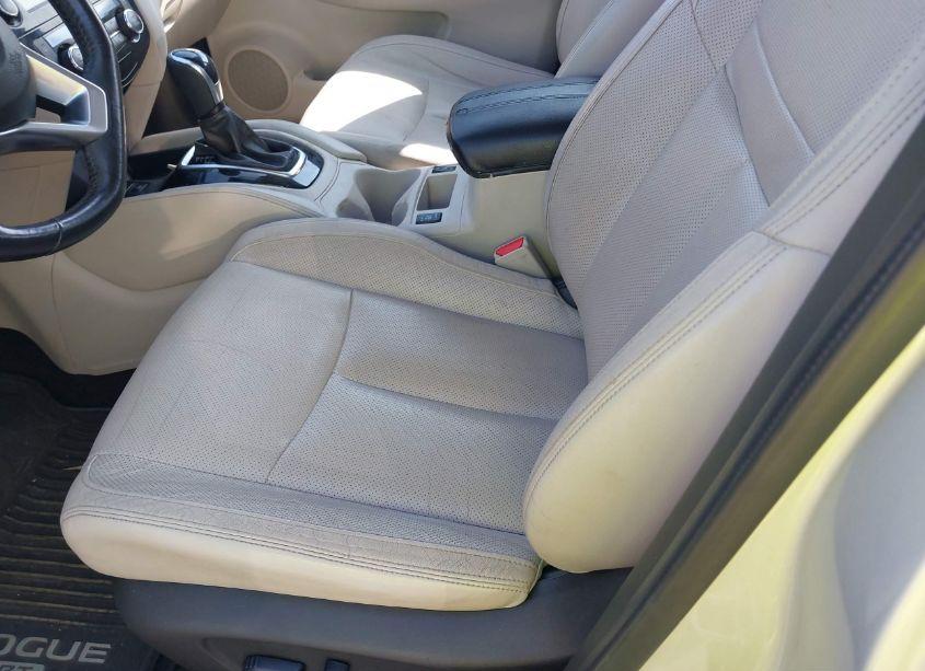 Photo 5 of 2019 Nissan Rogue SPORT SL (VIN JN1BJ1CR4KW622044)