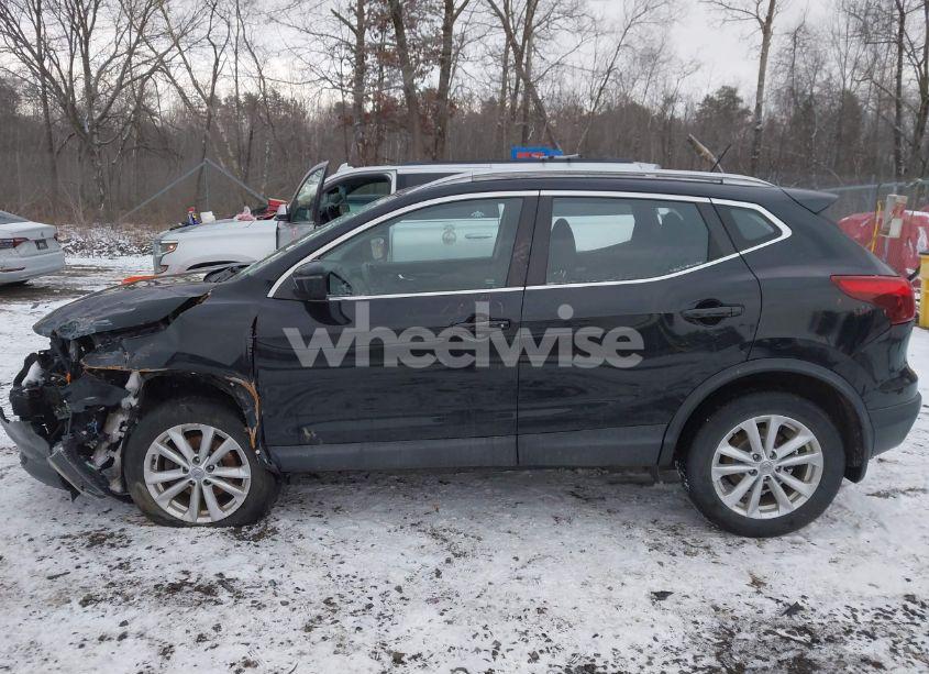 Photo 14 of 2017 Nissan Rogue SPORT SV (VIN JN1BJ1CR5HW109748)