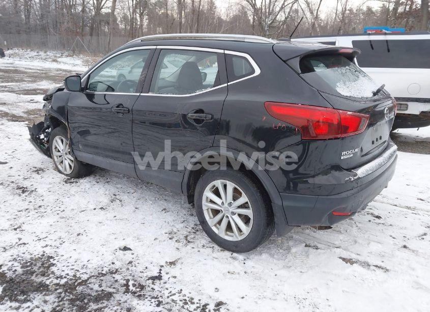 Photo 3 of 2017 Nissan Rogue SPORT SV (VIN JN1BJ1CR5HW109748)