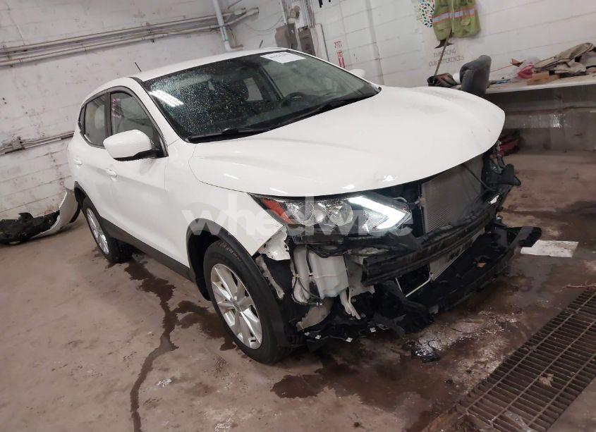 2017 Nissan Rogue SPORT S (VIN JN1BJ1CR5HW114299) main photo