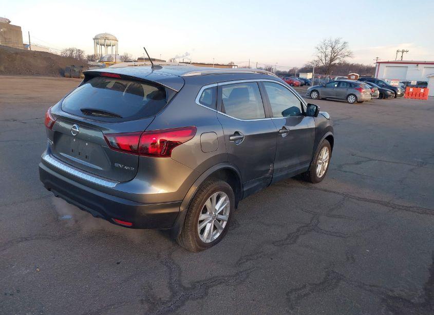 Photo 4 of 2017 Nissan Rogue SPORT SV (VIN JN1BJ1CR5HW122046)