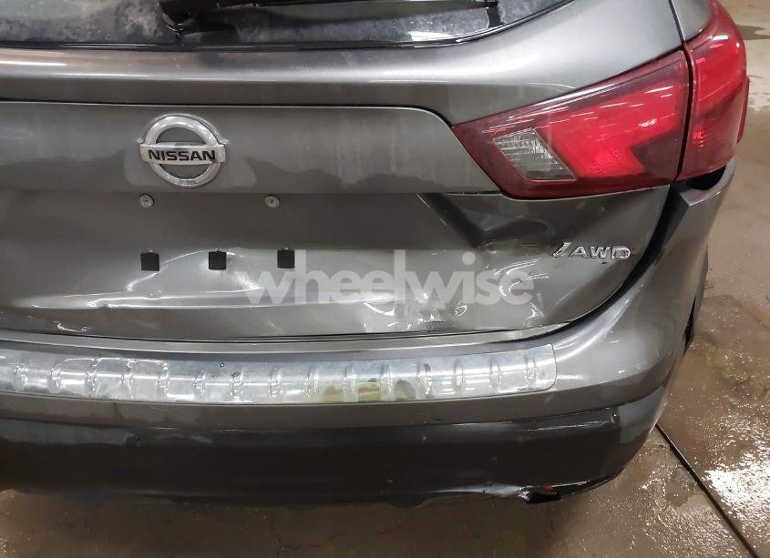 Photo 6 of 2017 Nissan Rogue SPORT SV (VIN JN1BJ1CR5HW122452)