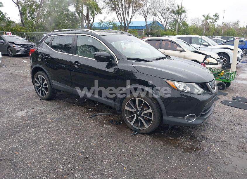 2017 Nissan Rogue SPORT SL (VIN JN1BJ1CR5HW140854) main photo