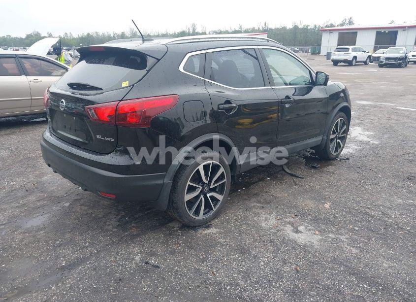 Photo 4 of 2017 Nissan Rogue SPORT SL (VIN JN1BJ1CR5HW140854)