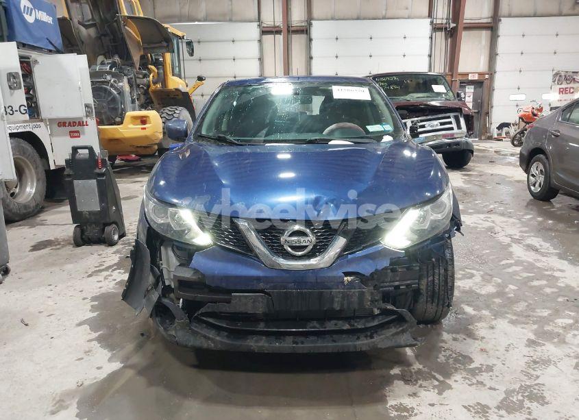Photo 12 of 2018 Nissan Rogue SPORT S (VIN JN1BJ1CR5JW201304)