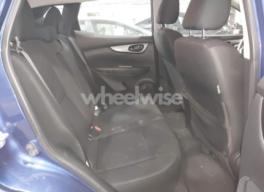 Photo 8 of 2018 Nissan Rogue SPORT S (VIN JN1BJ1CR5JW201304)