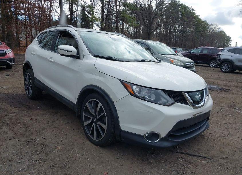2018 Nissan Rogue SPORT SL (VIN JN1BJ1CR5JW204915) main photo