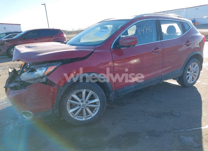 Photo 2 of 2018 Nissan Rogue SPORT SV (VIN JN1BJ1CR5JW208690)