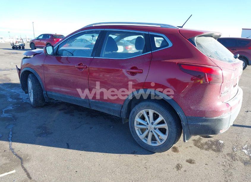 Photo 3 of 2018 Nissan Rogue SPORT SV (VIN JN1BJ1CR5JW208690)