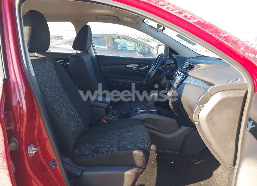 Photo 5 of 2018 Nissan Rogue SPORT SV (VIN JN1BJ1CR5JW208690)