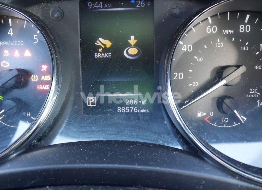 Photo 7 of 2018 Nissan Rogue SPORT SV (VIN JN1BJ1CR5JW208690)