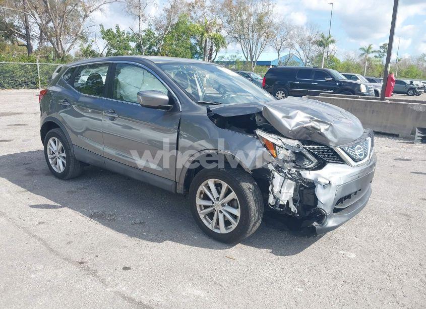 2018 Nissan Rogue SPORT S (VIN JN1BJ1CR5JW251619) main photo