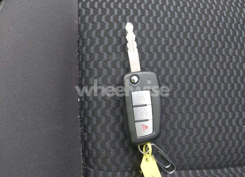 Photo 11 of 2018 Nissan Rogue SPORT S (VIN JN1BJ1CR5JW251619)