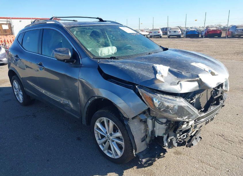 2018 Nissan Rogue SPORT SV (VIN JN1BJ1CR5JW253371) main photo