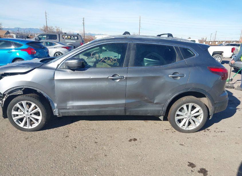 Photo 14 of 2018 Nissan Rogue SPORT SV (VIN JN1BJ1CR5JW253371)