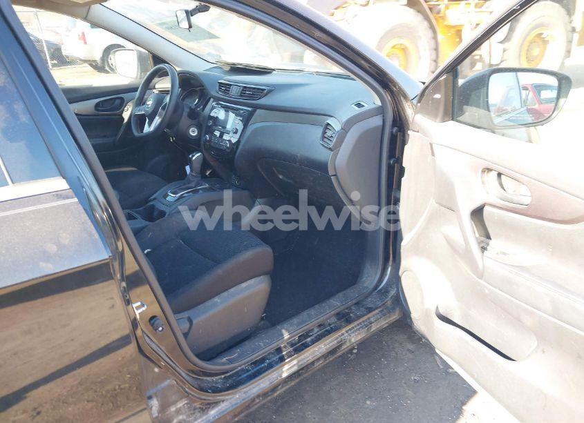 Photo 5 of 2018 Nissan Rogue SPORT S (VIN JN1BJ1CR5JW267531)