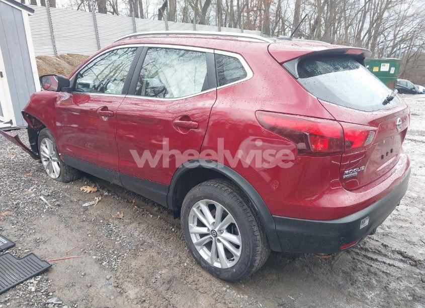 Photo 3 of 2019 Nissan Rogue SPORT SV (VIN JN1BJ1CR5KW320004)