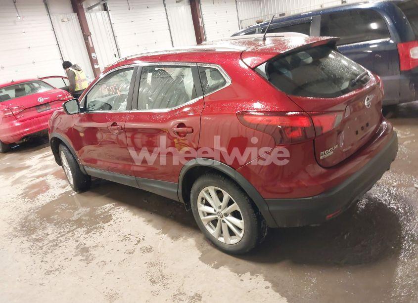 Photo 3 of 2019 Nissan Rogue SPORT SV (VIN JN1BJ1CR5KW325056)