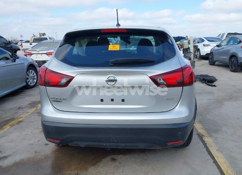 Photo 17 of 2019 Nissan Rogue SPORT S (VIN JN1BJ1CR5KW623462)
