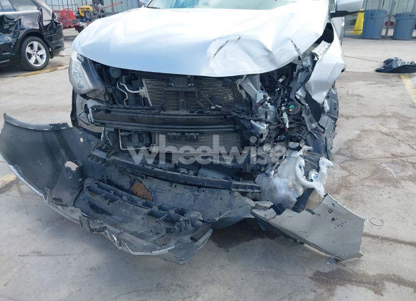 Photo 6 of 2019 Nissan Rogue SPORT S (VIN JN1BJ1CR5KW623462)