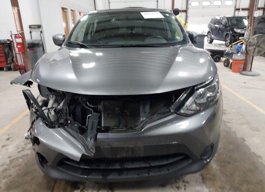 Photo 12 of 2017 Nissan Rogue SPORT S (VIN JN1BJ1CR6HW114067)