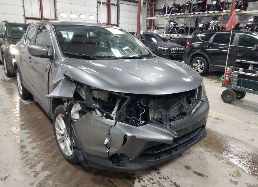 Photo 6 of 2017 Nissan Rogue SPORT S (VIN JN1BJ1CR6HW114067)