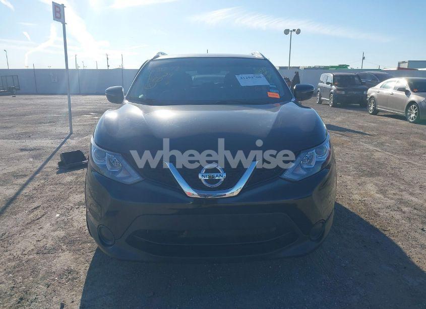 Photo 12 of 2017 Nissan Rogue SPORT SV (VIN JN1BJ1CR6HW122055)
