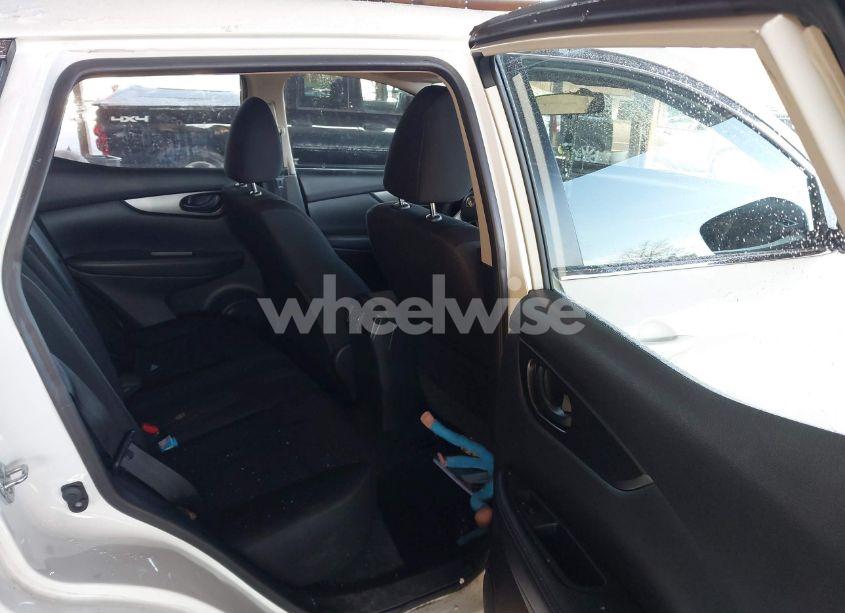 Photo 8 of 2017 Nissan Rogue SPORT S (VIN JN1BJ1CR6HW131127)