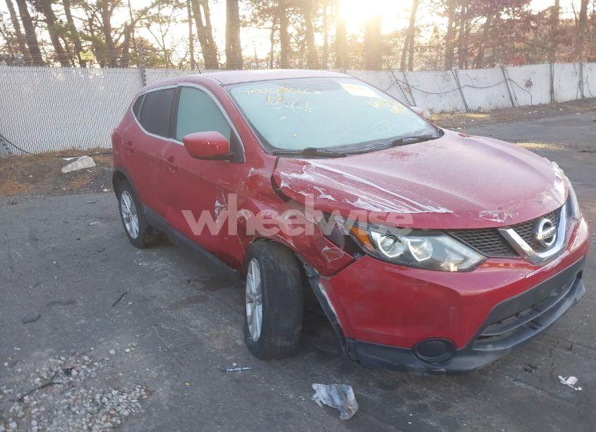 2017 Nissan Rogue SPORT S (VIN JN1BJ1CR6HW132262) main photo