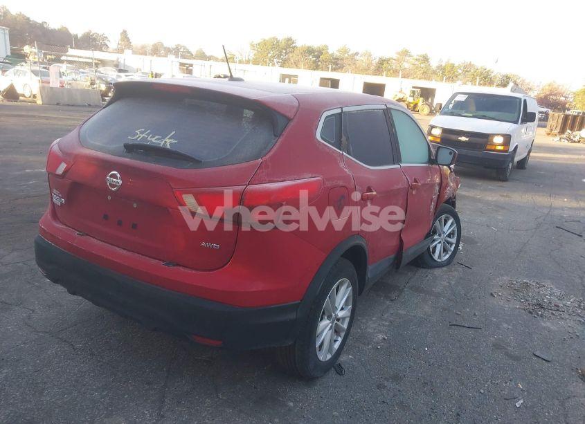 Photo 4 of 2017 Nissan Rogue SPORT S (VIN JN1BJ1CR6HW132262)