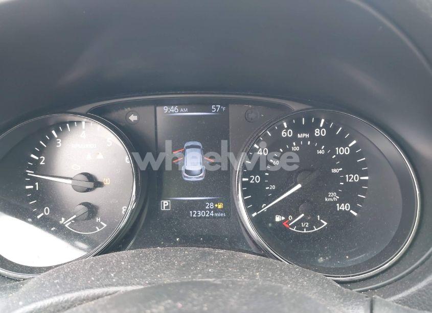 Photo 7 of 2018 Nissan Rogue SPORT S (VIN JN1BJ1CR6JW203904)