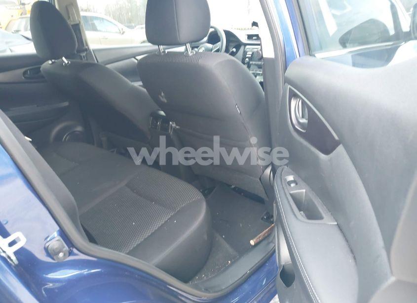 Photo 8 of 2018 Nissan Rogue SPORT S (VIN JN1BJ1CR6JW203904)