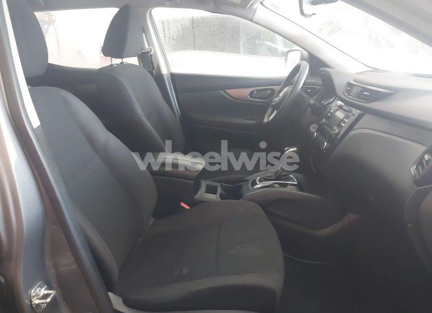 Photo 5 of 2018 Nissan Rogue SPORT S (VIN JN1BJ1CR6JW259079)