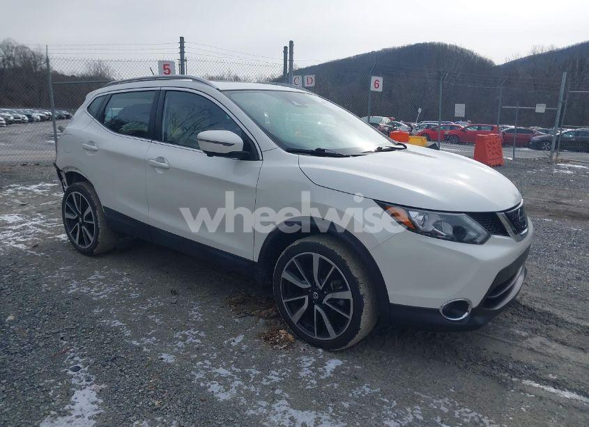2018 Nissan Rogue SPORT SL (VIN JN1BJ1CR6JW265285) main photo